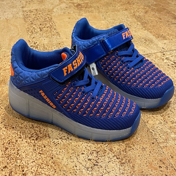 SDSPEED 7 Colors LED Kids Roller Skate Shoes with Single Wheel Shoes SZ 34/ 2,5 - Picture 5 of 16